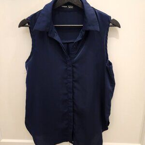 Sleeveless Collared Button Down Blouse